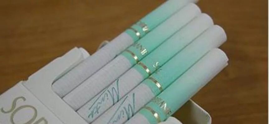 Собран сигареты. Сигареты Sobranie Aquamarine. Сигареты собрание с ментолом. Ментоловые сигареты Kiss. Мятные сигареты.