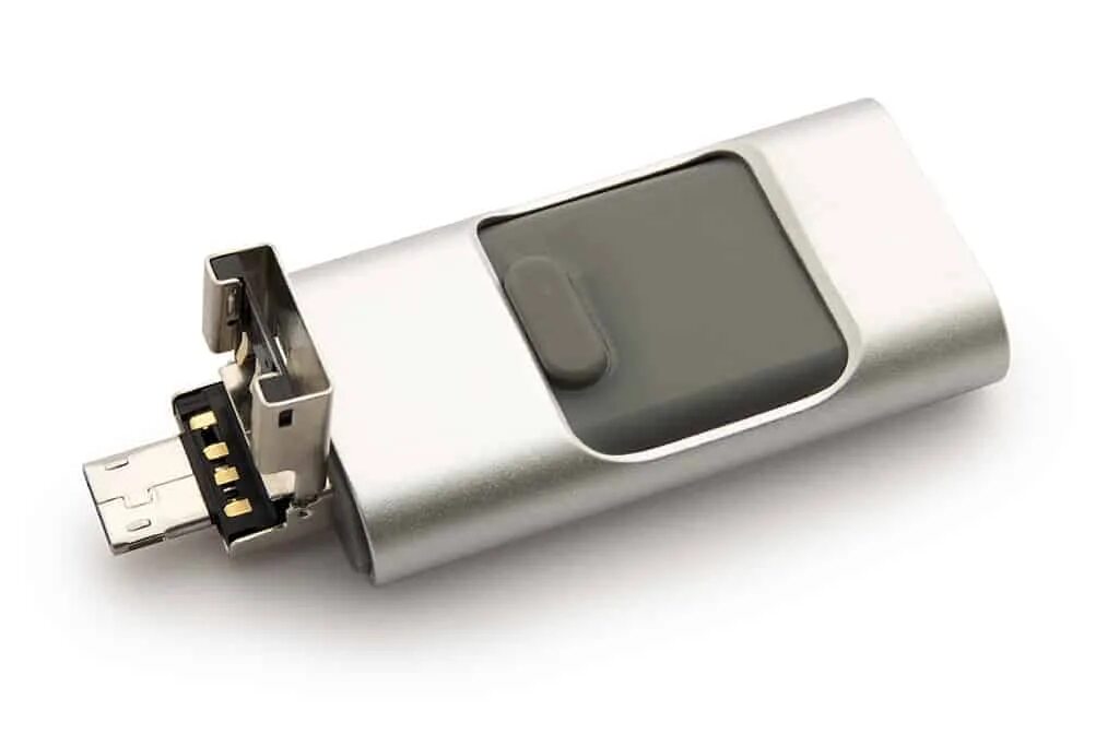 Otg накопитель. OTG USB-C/USB Flash 64gb. OTG iphone. USB Bellek. OTG флешка 1тб.