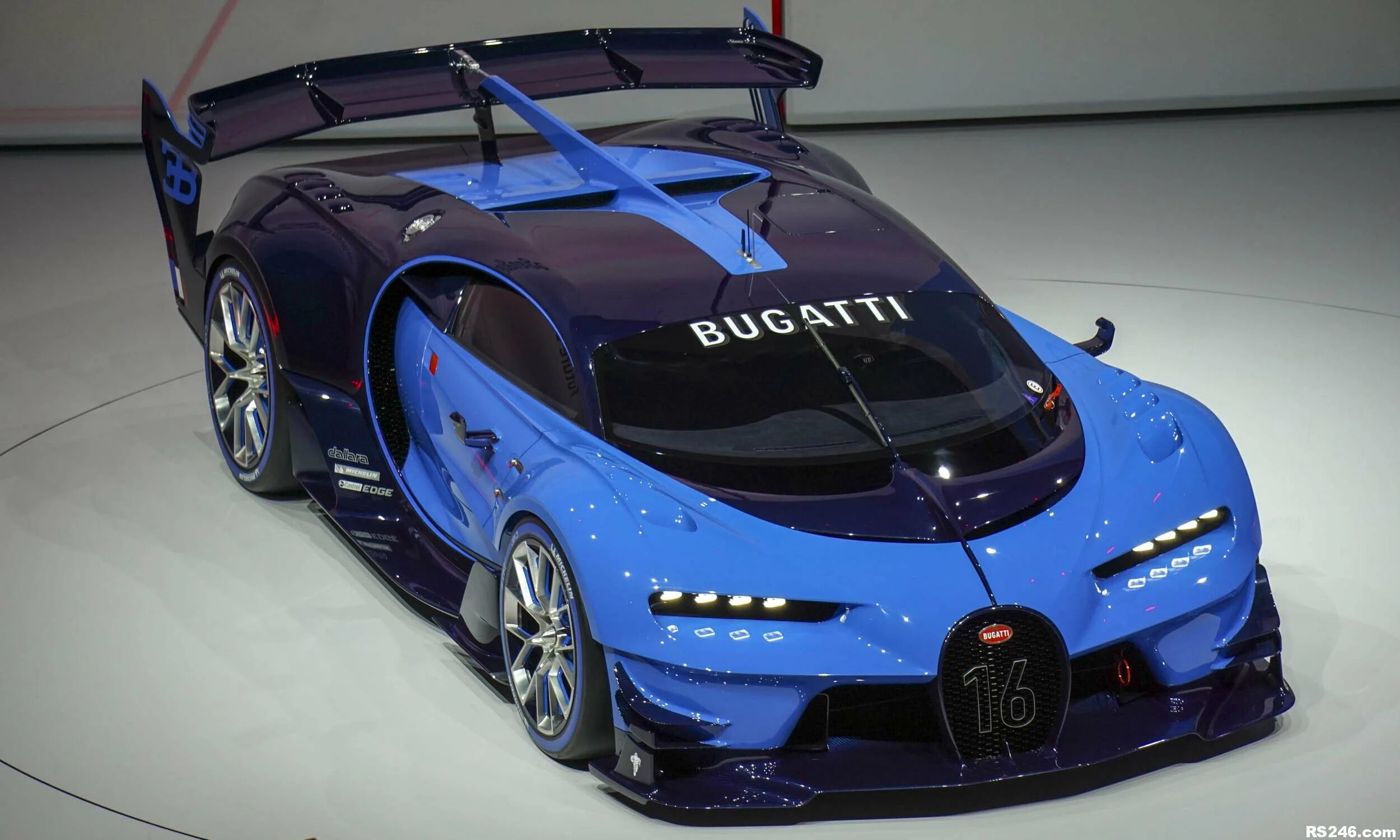 Самые крутые гоночные машины. Бугатти ВИЗИОН Гран Туризмо. Bugatti Vision Gran Turismo. Бугатти Вейрон Гранд Туризмо. Bugatti Vision Gran Turismo Concept 2016.