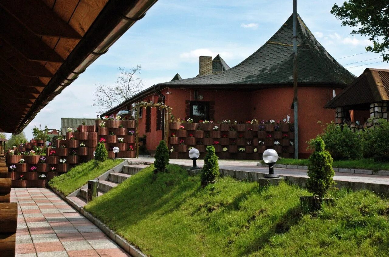 Три холма ресторан. Кафе три холма. Три холма прибрежный калининград. Меню три холма калининград. Ресторан 3 холма в калининграде.