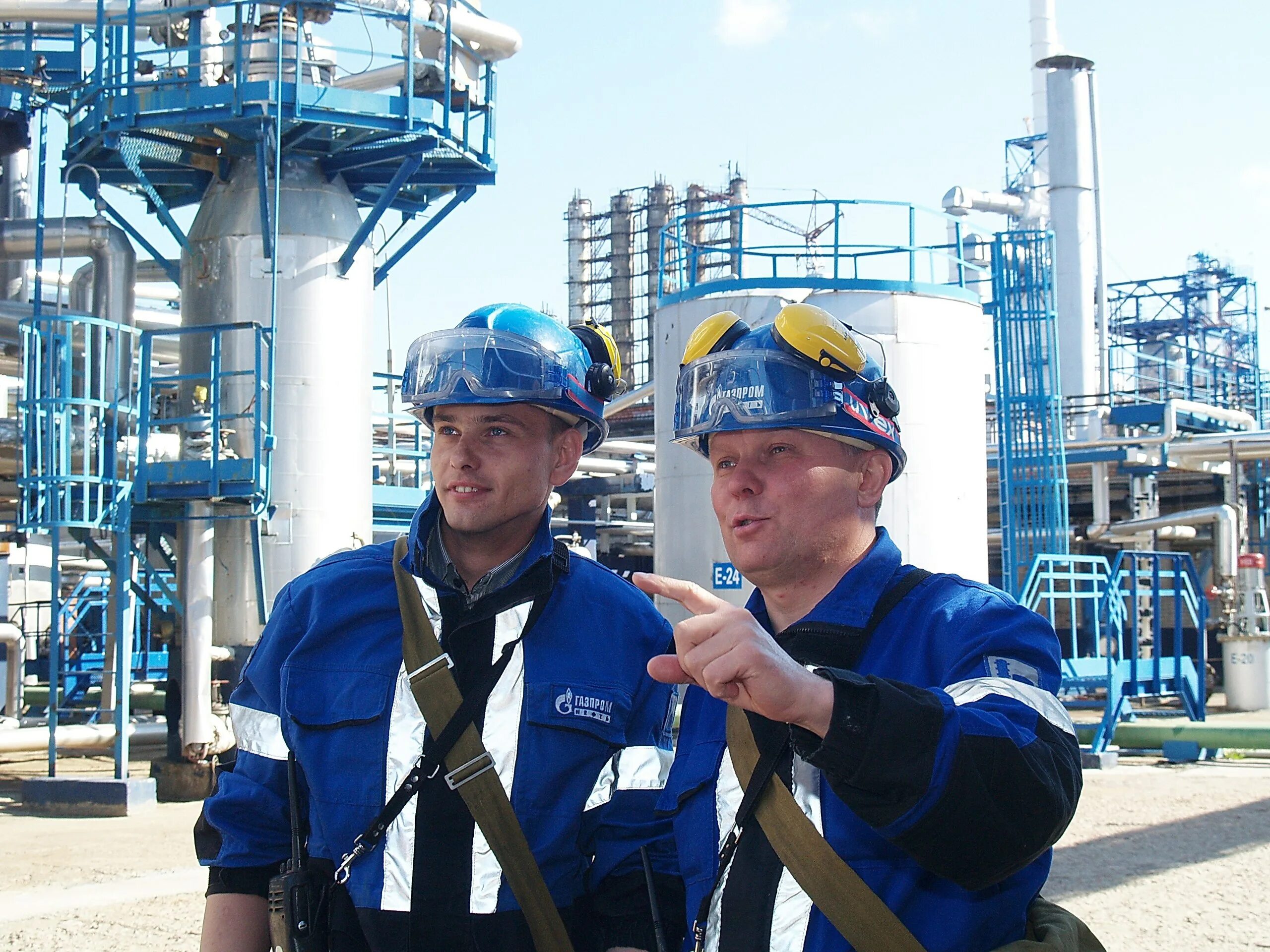 Нефть и газ кем работать