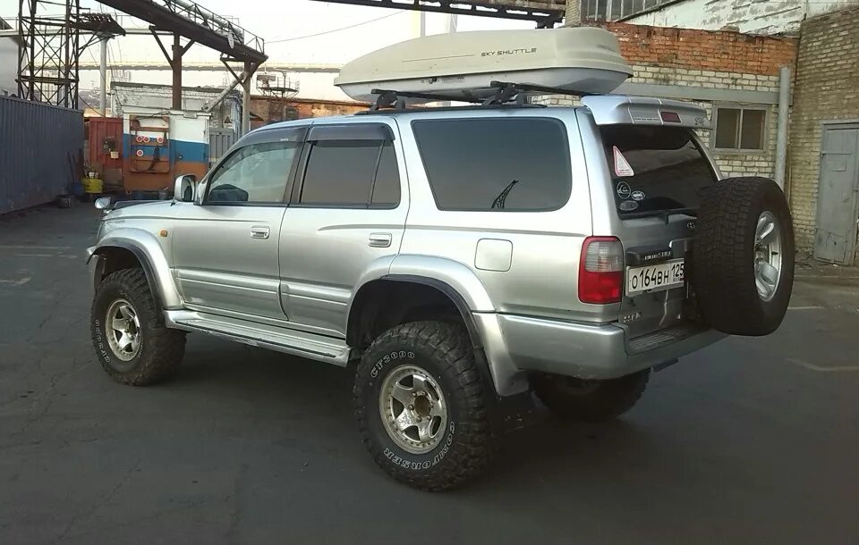 Дром продажа тойота сурф. Hilux Surf 185 33 резина. Тойота Сурф 185. Сурф 185 на 33 колесах. Toyota Hilux Surf 33 колеса.