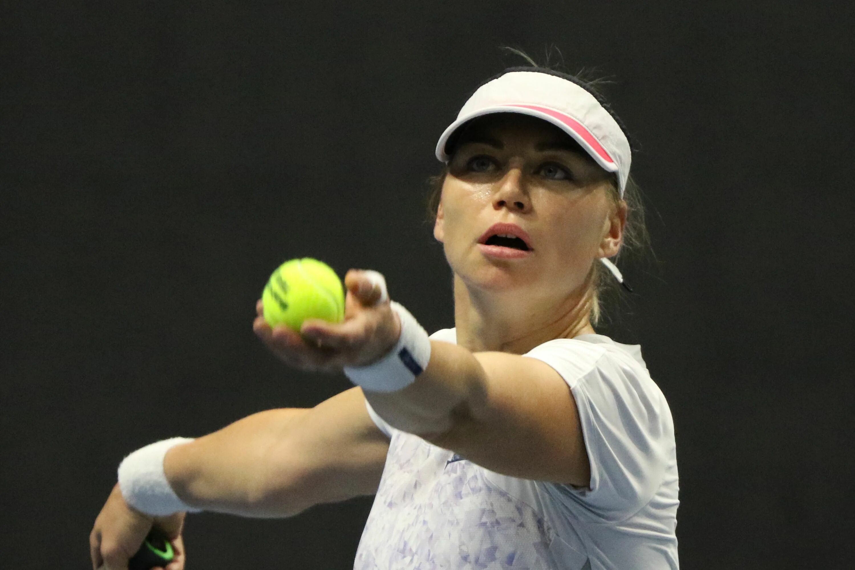 Томлянович айла теннис. Рыбакина теннисистка. Elena rybakina wta. Рыбакина теннис прямой. Рыбакина теннисистка.