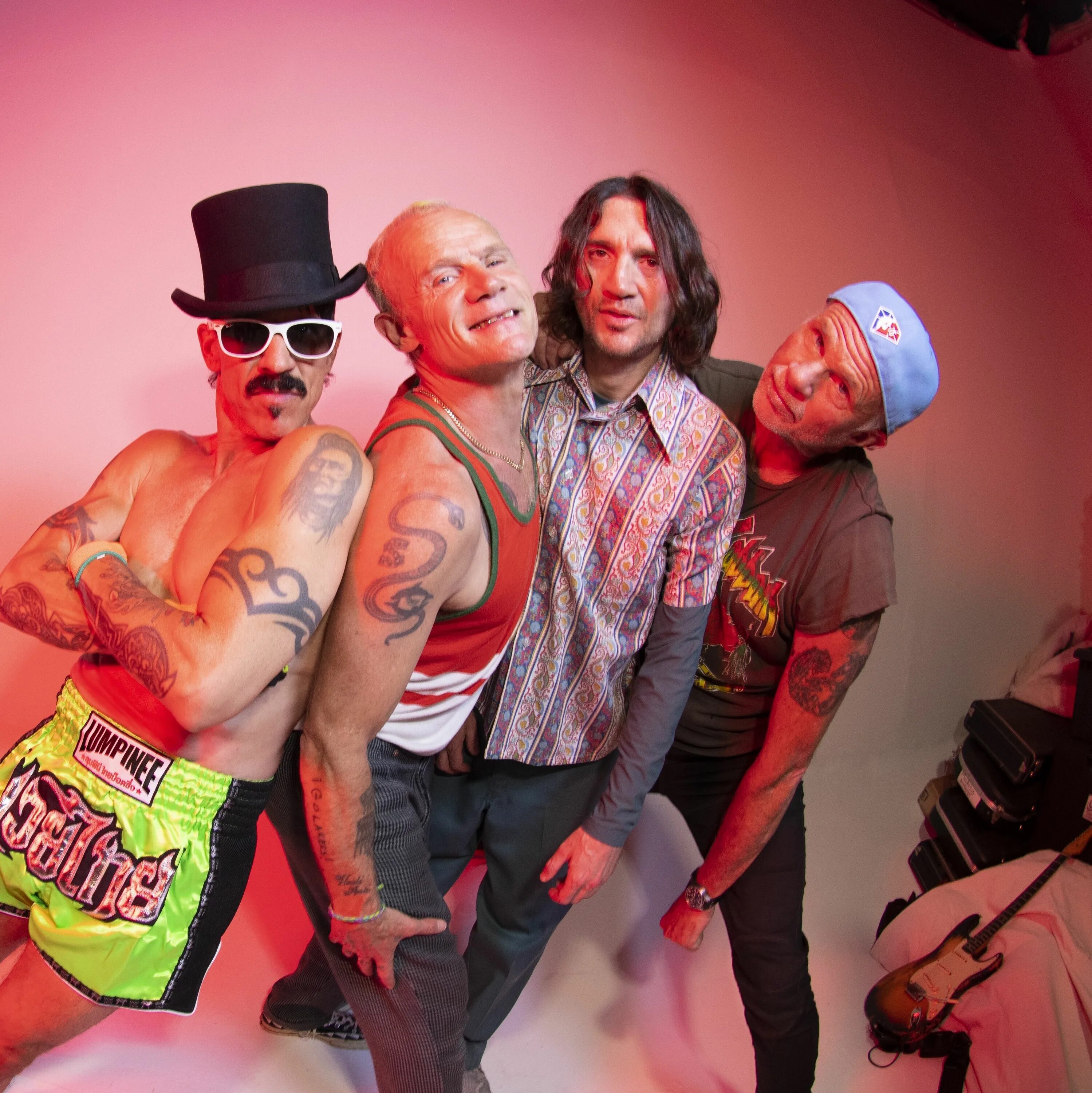 Группа Red hot Chili Peppers. Red hot Chili Peppers 2023. Ред хот Чили Пепперс 2023. Red hot Chili Peppers 2023 на концерте. Ред холи пеперс