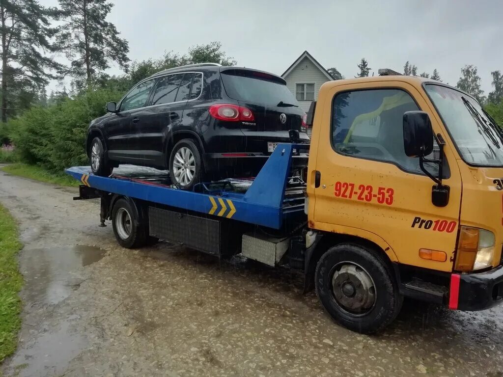 Эвакуатор ленинградская область. Эвакуатор северный. Mazda titan эвакуатор. Volkswagen crafter эвакуатор. Эвакуатор ло.