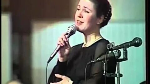 Песня за окошком света мала