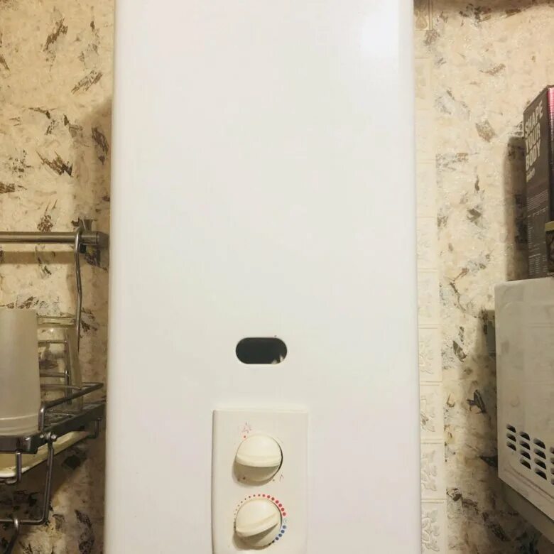 Авито газовая колонка. Газовая колонка electrolux 13mbar. газовая колонка electrolux 2003 года. электролюкс газовая колонка 240. колонка электролюкс впг в доме.