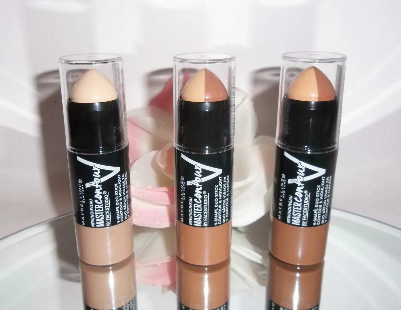 Мастер стик. Хайлайтер мейбелин стик. Контуринг Maybelline Master Contour. Хайлайтер карандаш от мейбелин. Консилер карандаш мейбелин.