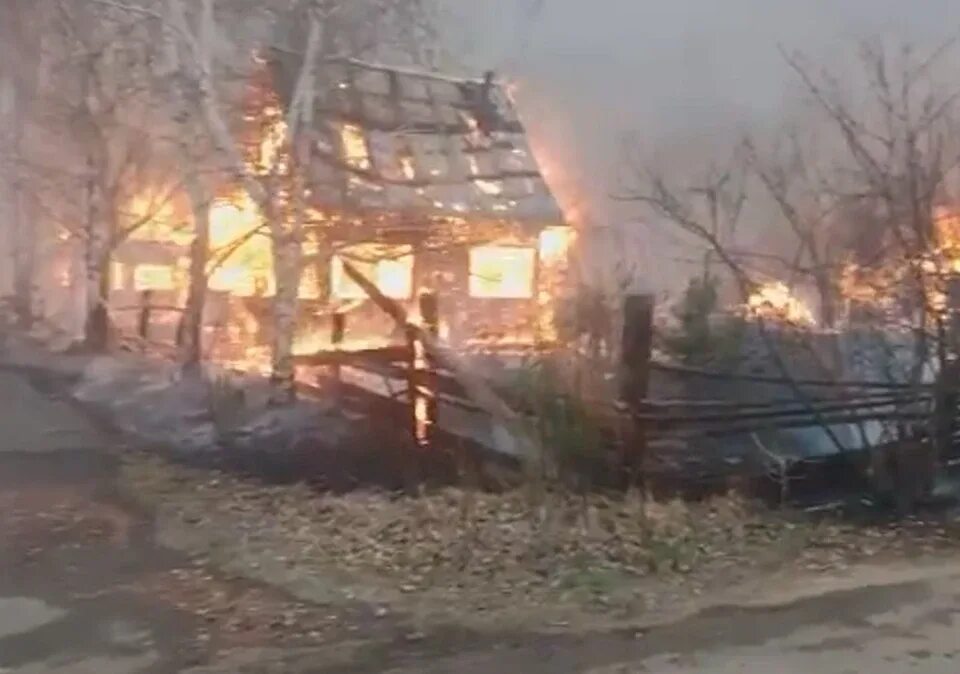 Пожар в садоводстве. Пожар садоводство. Пожар в дунае. Пожар в садоводстве обь 2. Садоводство братск пожар.