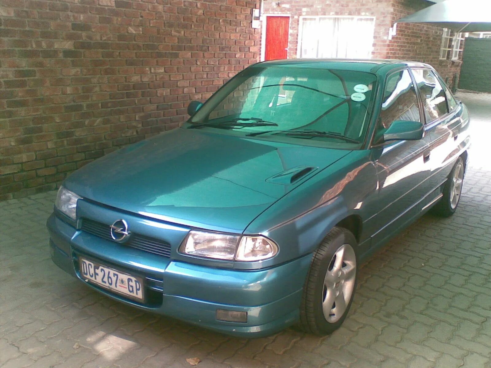 Купить опель 1997. Opel Astra 1997. Opel Astra f 1997 1.6.