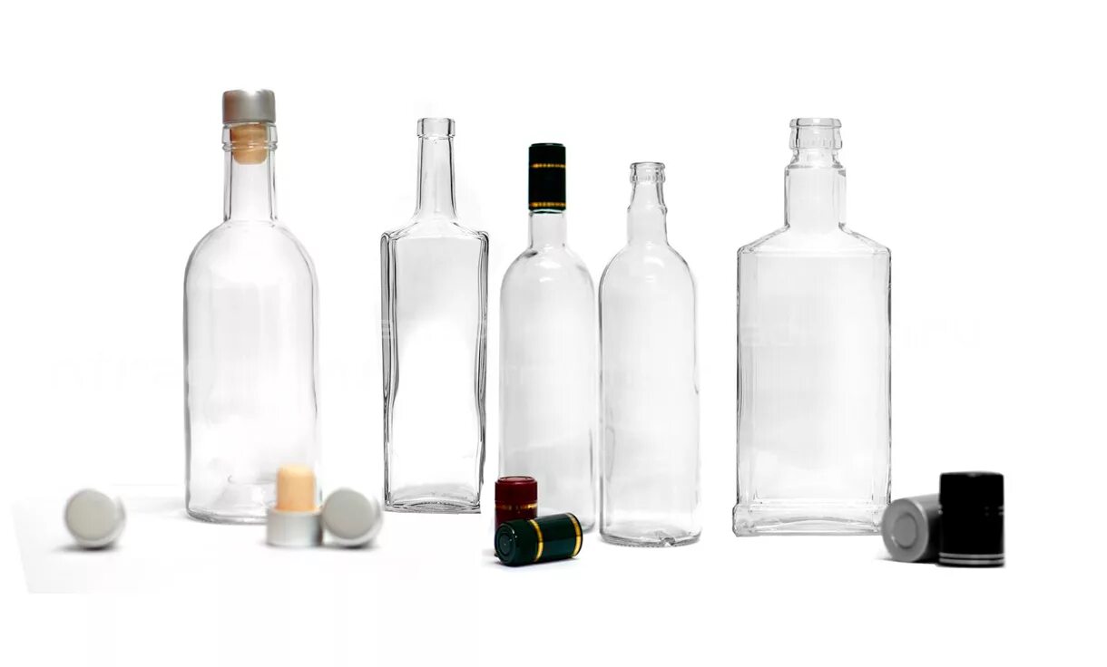 Стеклянные бутылки для самогона. Стеклянная бутылка. Бутылка прозрачная стеклянная. Алкоголь в стеклянной бутылке. Бутылка самогона.