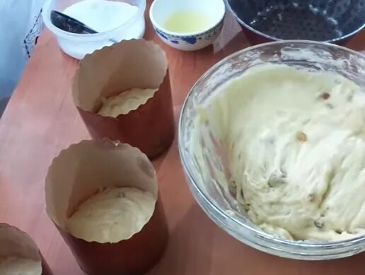 Кулич которые всегда получаются. Какое должно быть тесто на куличи. как заполнять паски в форму.