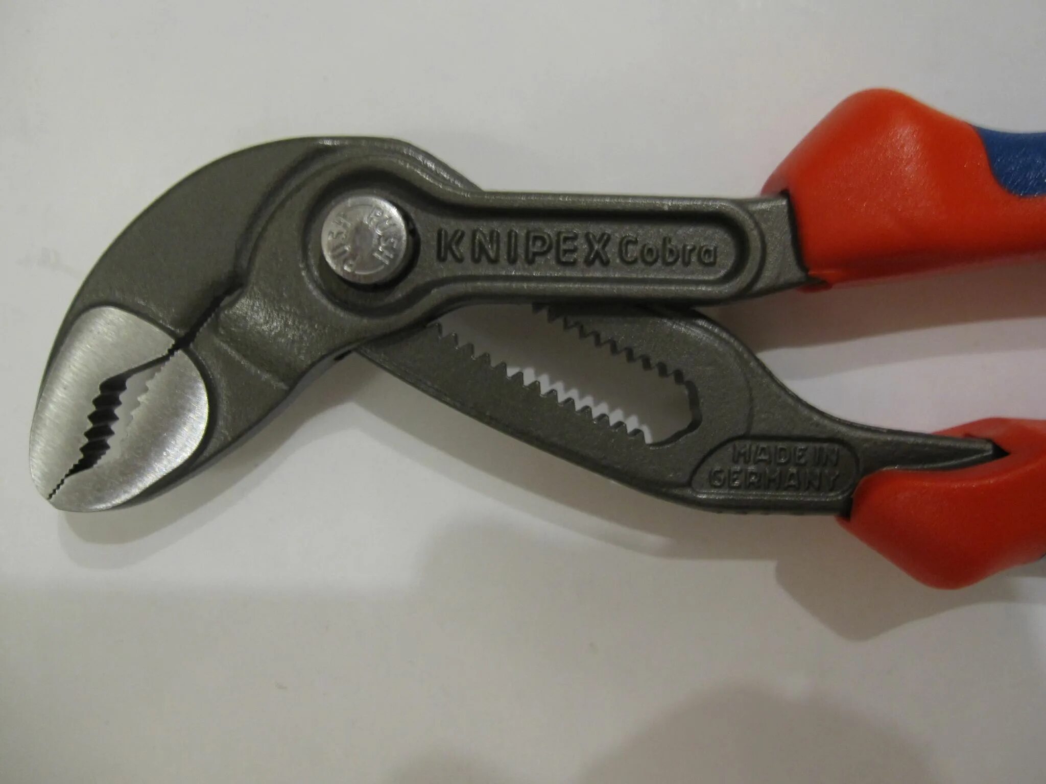 Клещи knipex cobra. Knipex 8702180. Knipex KN-8702180. Переставные клещи Книпекс 180. Knipex 180 Кобра.