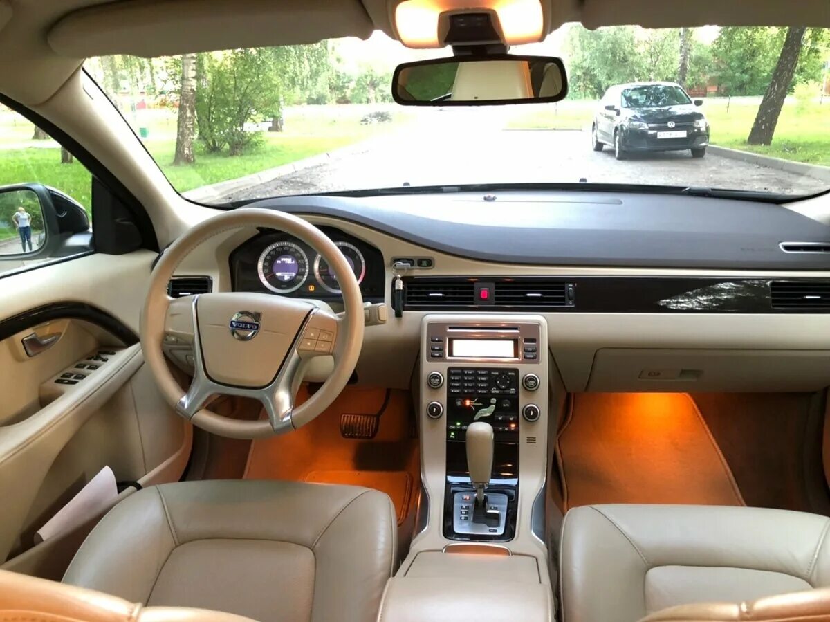 Volvo s80 2007 салон. Volvo s80 2010. Вольво s80 2008 салон.