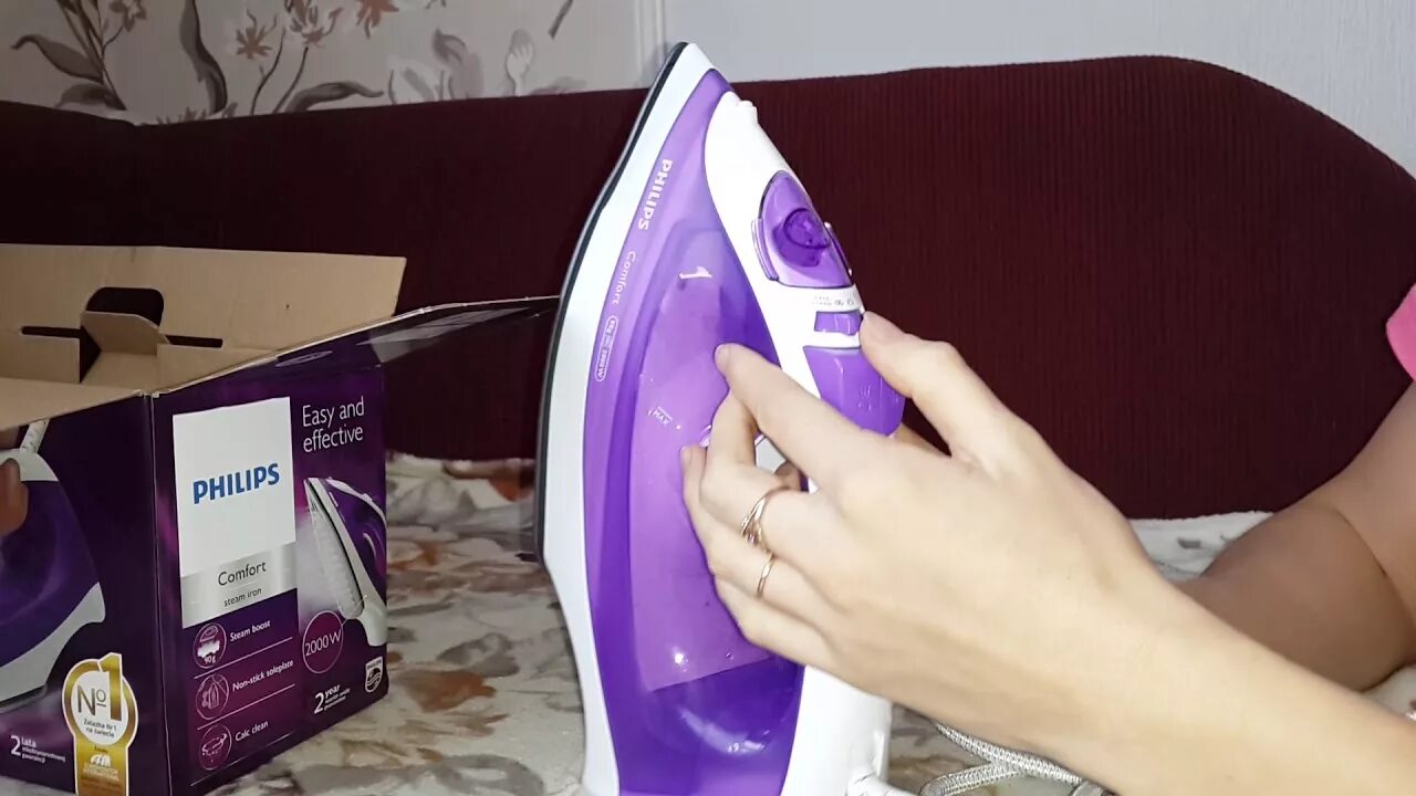 Как почистить утюг филипс от накипи. Утюг Филипс комфорт 300. Утюг Philips Comfort. Philips Comfort Care утюг. Утюг Philips GC-2145.