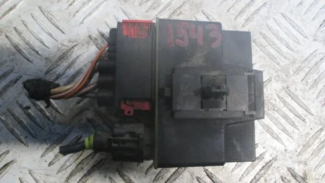 Реле пежо 408. Реле кондиционера пежо 206 1 4. Реле пежо 408. Реле свечей накала пежо 408. Крышка блока пежо 408.