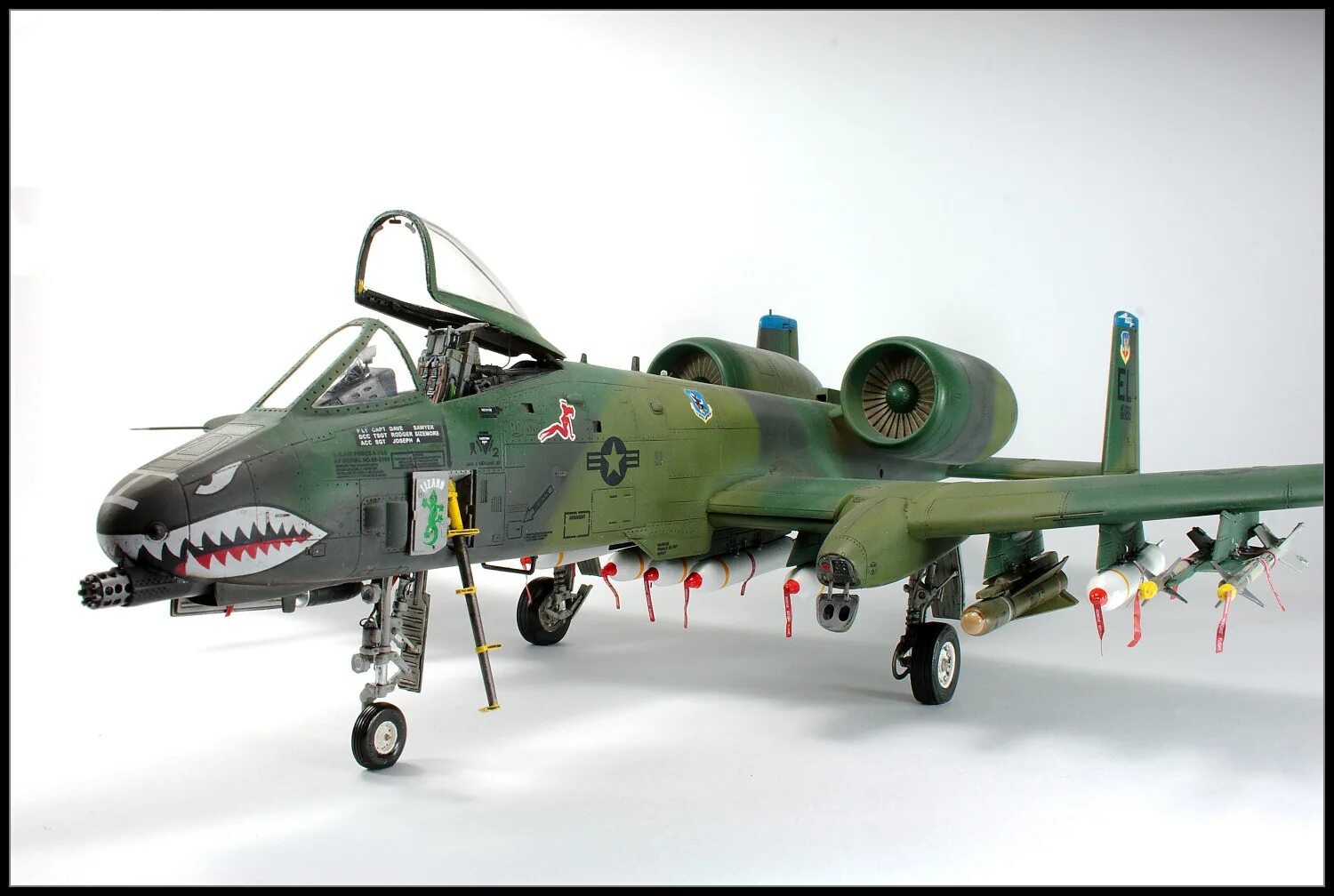 3a 10b 2. A-10a "Thunderbolt II". A-10a Thunderbolt II 1/48. A-10 Thunderbolt двигатели. A 10 Thunderbolt 1/48.