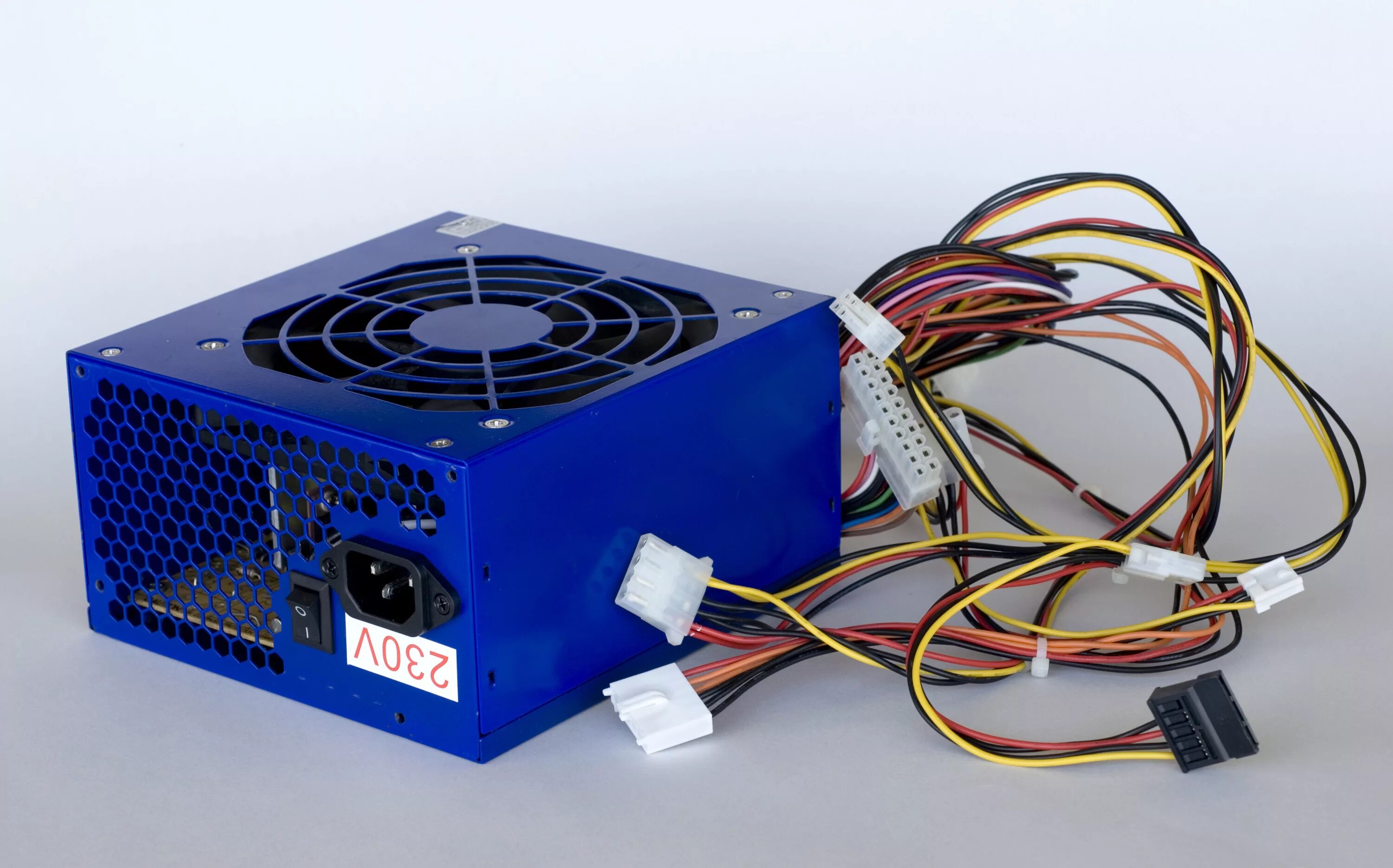 Power Supply блок. Блок питания Forza 450w. Блок питания ATX PSU. Блок питания компьютера 220.