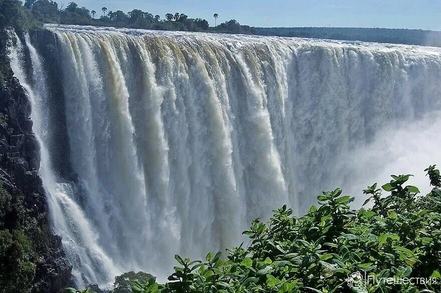 водопад предложение. водопады информация. настенный обогреватель инфракрасный в интерьере водопад. водопад предложение. водопадом текст.