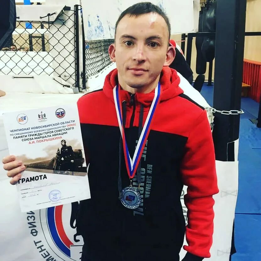 Ск кристалл бердск. Тренера спортивной школы авангард город бердск. Настольный теннис бердск 2022. Тренер бердск. Спортивный клуб кристалл бердск.