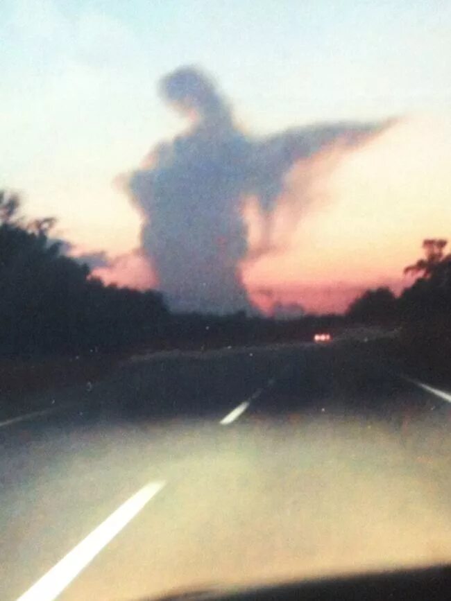 Angeles en el Cielo en Buena Vista Roraima Brasil Asombrosa Manifestación - YouT