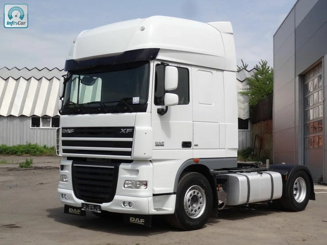 Купить даф на авито в россии. DAF XF 105.460. Седельные тягачи DAF XF 105. Седельный тягач DAF XF 105 460. Даф хф 105 460.