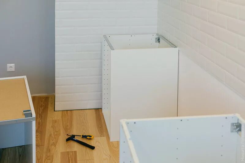 Икеа установка. Угловая кухня икеа метод. каркасы кухни ikea metod. угловой шкаф икеа кухня метод. икеа метод угловой напольный шкаф.
