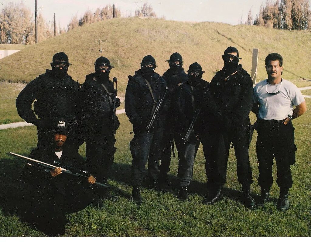 SWAT 1960. SWAT 1990. SAS спецназ 1980. SWAT 80s.