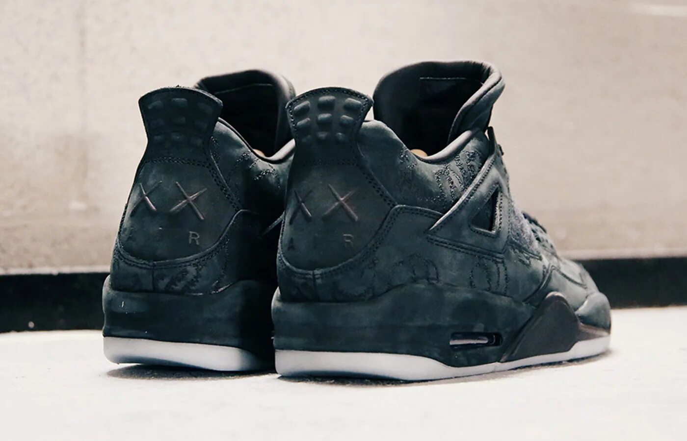 Nike Air Jordan 4 KAWS Black. Nike Air Jordan 4 KAWS. Nike Air Jordan 4 Retro KAWS Black. Nike Air Jordan 4 x KAWS. Nike kaws 4