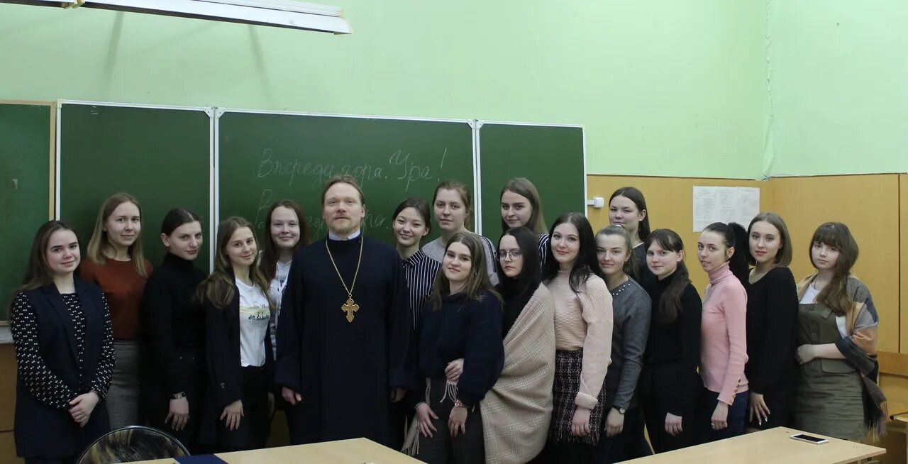 Сайт вологодского педагогического. Педколледж Вологда. Вологодский педагогический колледж Вологда. Педагогический колледж Бузулук. Вологодский педагогический колледж 1996 года.