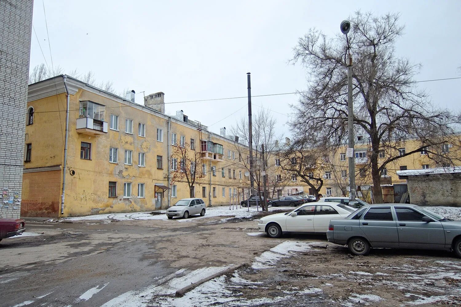 Продовольственный магазин рядом. Воронеж, проспект труда 25. Пр-т труда, 25. Проспект труда 25 воронеж. Проспект труда 20 воронеж.