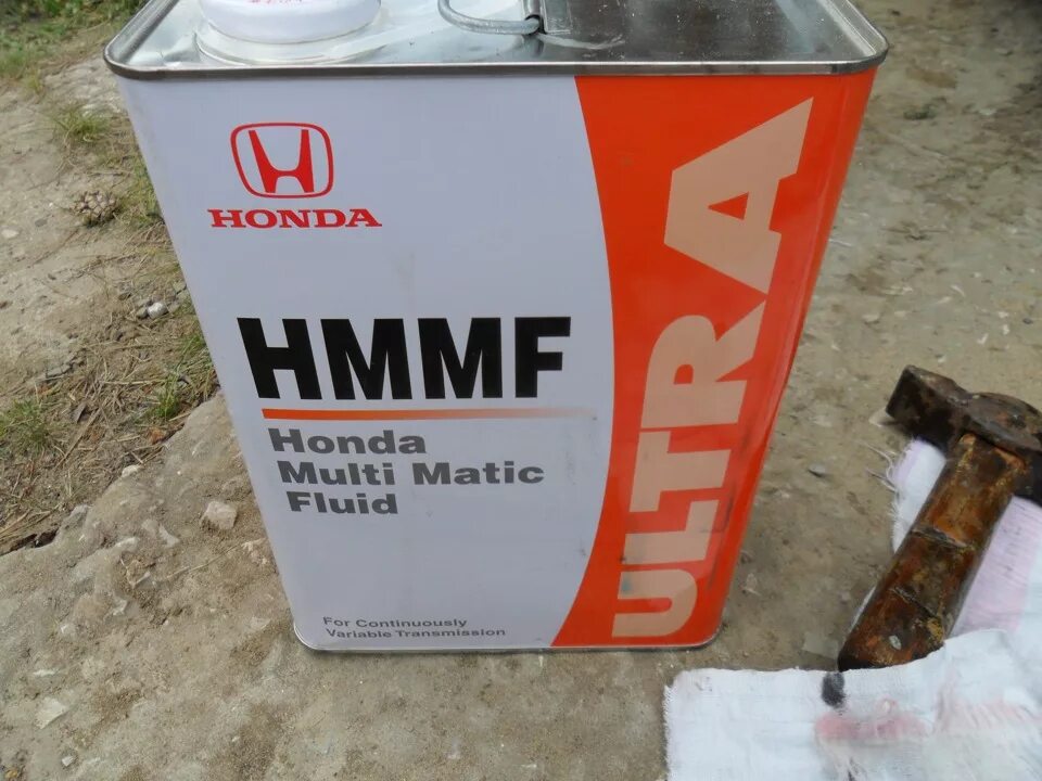 Хонда фит 2001 масло в вариатор. 08260-99904 Honda HMMF. Масло в вариатор Хонда фит 2002. Honda Fit 2002 масло вариатор Takumi CVT. Какое масло хонда фит 1.3