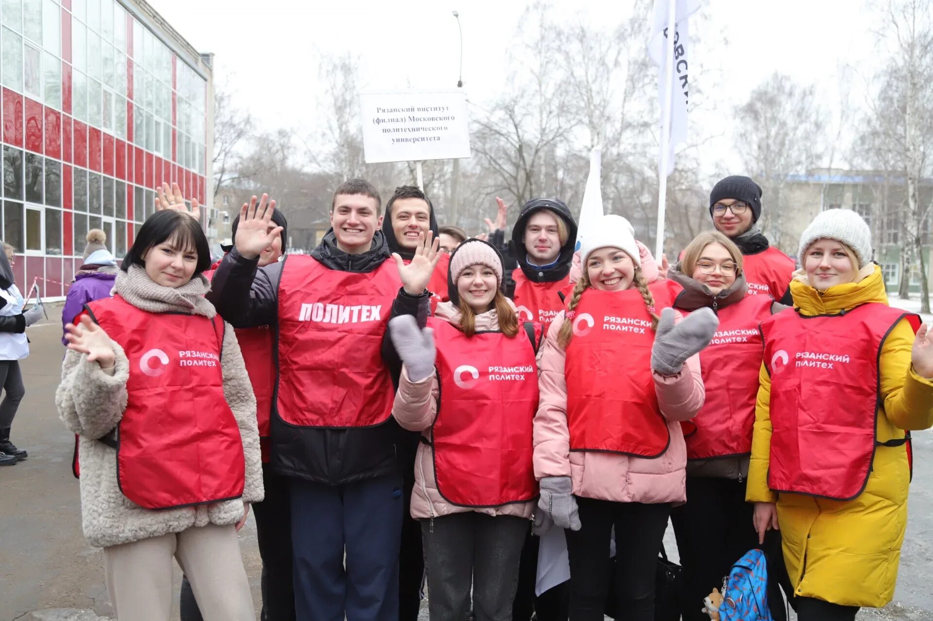 Студенческие отряды. Студенческие отряды России. Московский областной студенческий отряд. Студенческие отряды России фото.