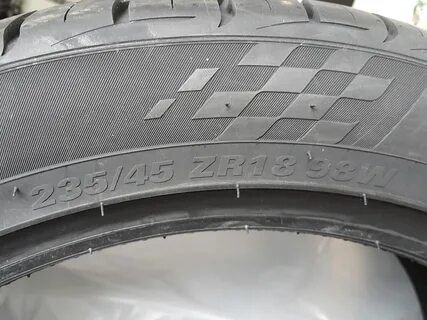Шины зимние 235 45 r18