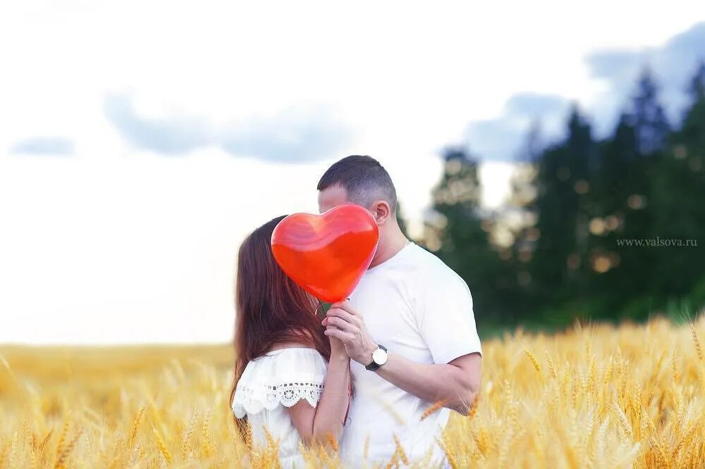 Лав стори фотосессия. KFD cnjhbc. Фотосессия Love story в парке. Пары лав стори. Лов стор