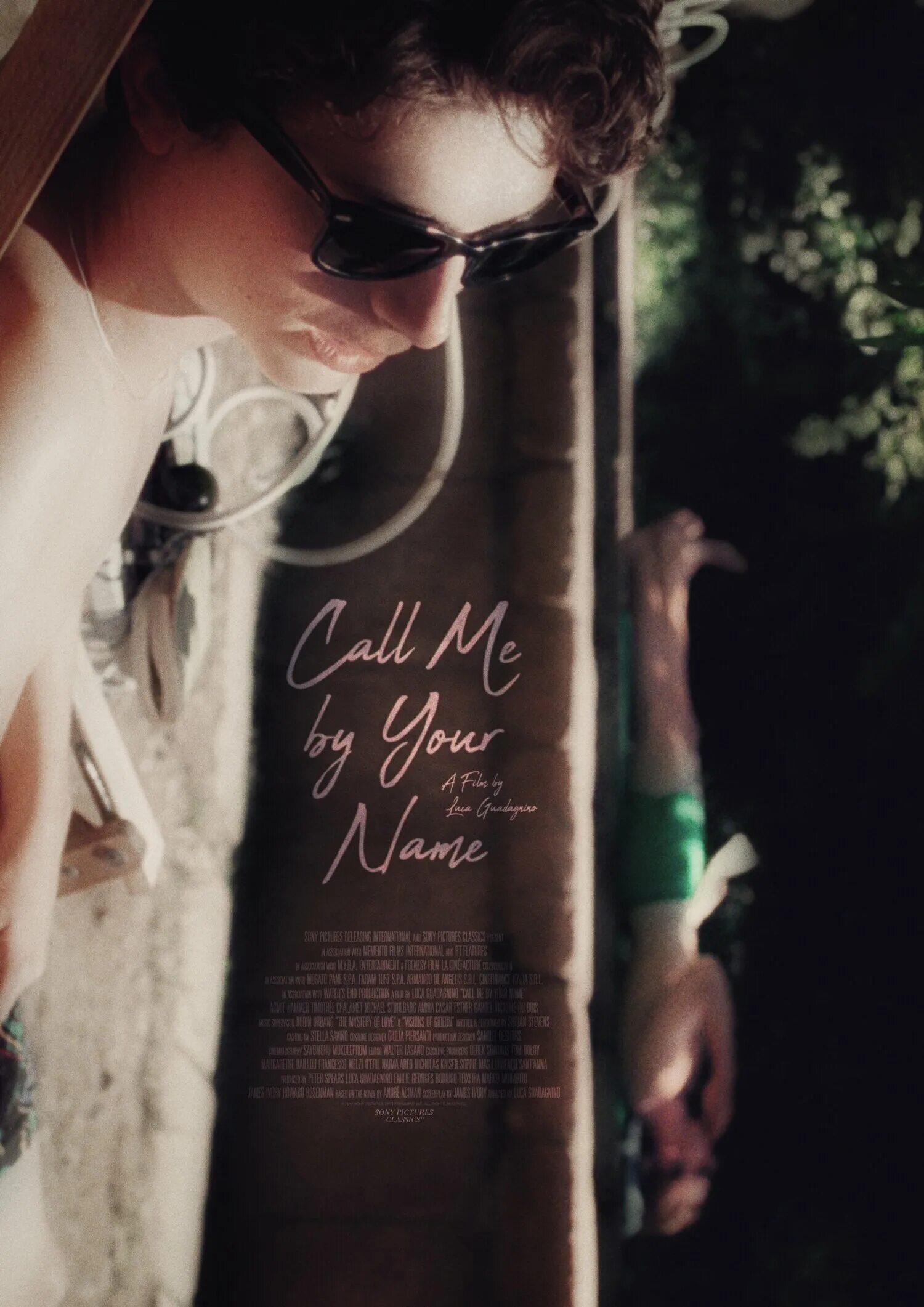 Call me by the name. Call me by your name 2017. назови меня своим именем постер. назови меня своим именем арт.