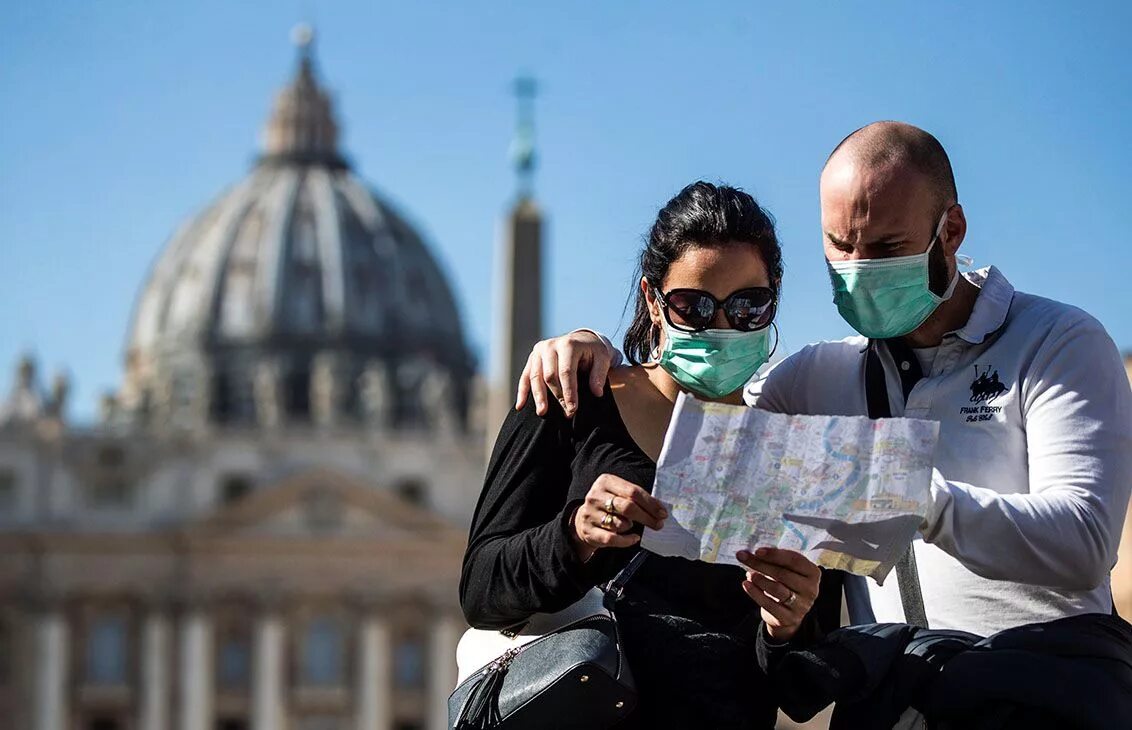 Первое путешествие за границу. Пандемия коронавируса в Италии. Туризм в пандемию. Туристы в Европе.