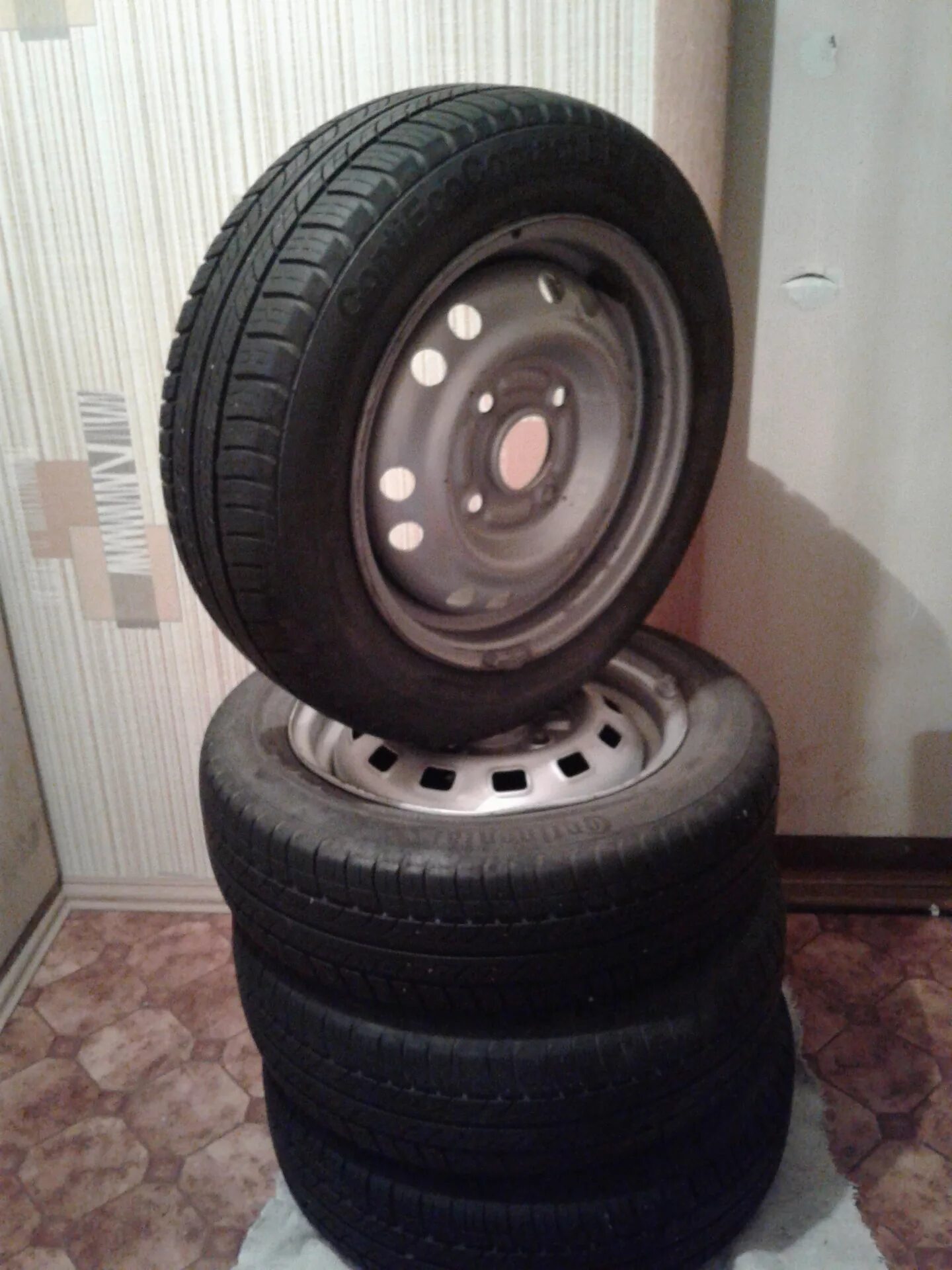 Авито краснодарский край шины. 155/65r13 Дэу Матиз. Матиз резина r13 размер. Daewoo Matiz колесо 13. Шина резина Daewoo Matiz.