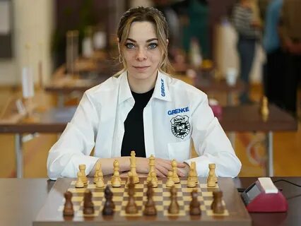File:Dina Belenkaya Women's Chess Bundesliga Bad Königshofen 2023....