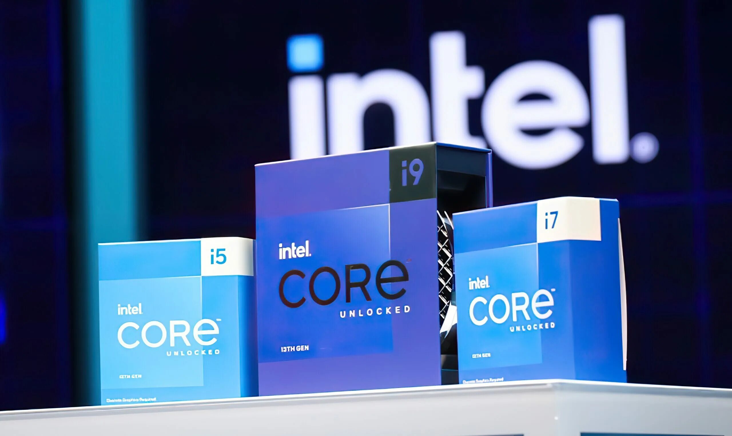 Core 14 поколения. 14 Интел. Intel Meteor Lake. Интел 14 ген чиплеты. Нот 12 про процессор.