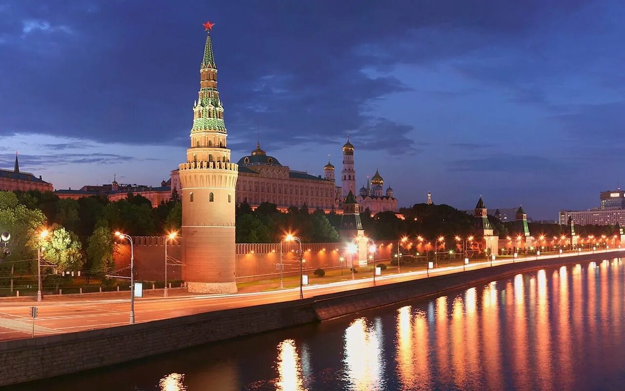 Именно россии. Кремль Москва. Moscow Kremlin (Moscow, Russia). Кремль Москва 2005. Кремлин Москва.