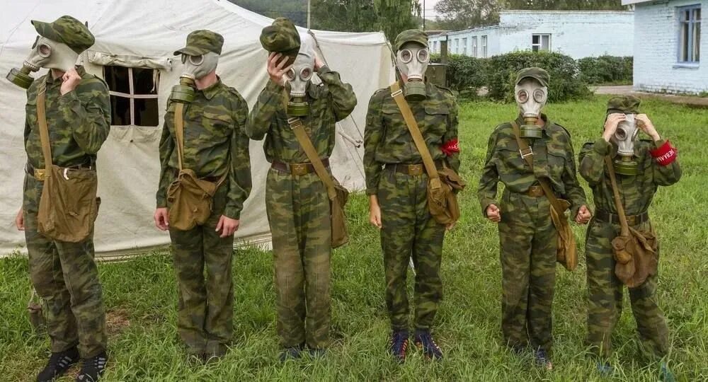 Курсы начальной военной подготовки. Уроки военной подготовки. Начальная Военная подготовка. Урок военной подготовки в школе. Начальная Военная подготовка в школе.