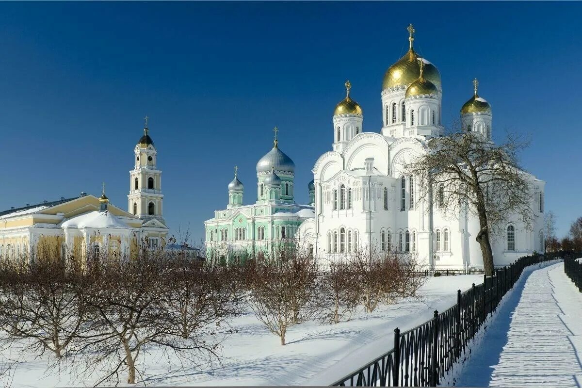 Нижний новгород серафимо-дивеевский монастырь. Нижний новгород арзамас дивеево. Нижний новгород арзамас дивеево. Дивеевский монастырь арзамас. "нижний новгород, дивеево, арзамас".