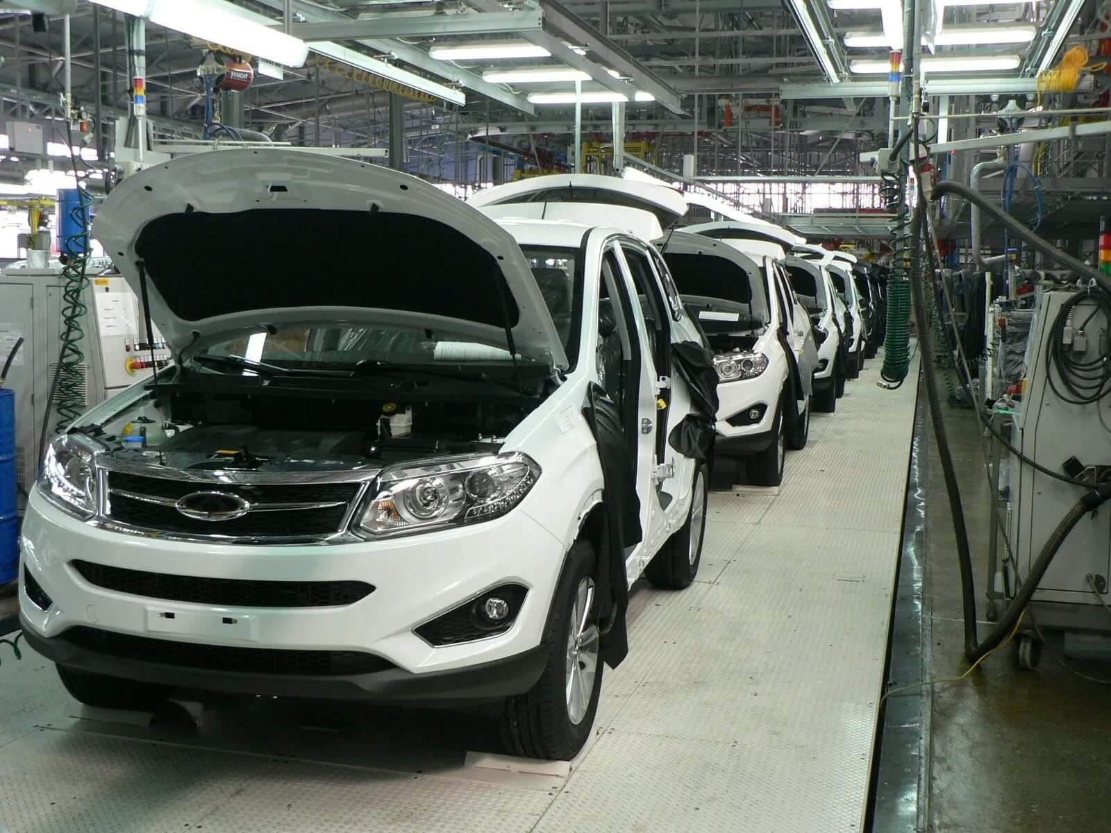 Сборка китайский автомобиль. Дервейс завод Черкесск. Chery завод в России. Китайский автопром чери. АО «чери автомобили рус».