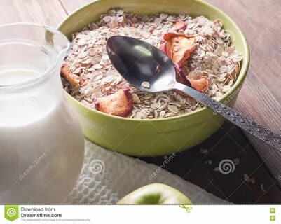 Завтрак с овсяным молоком