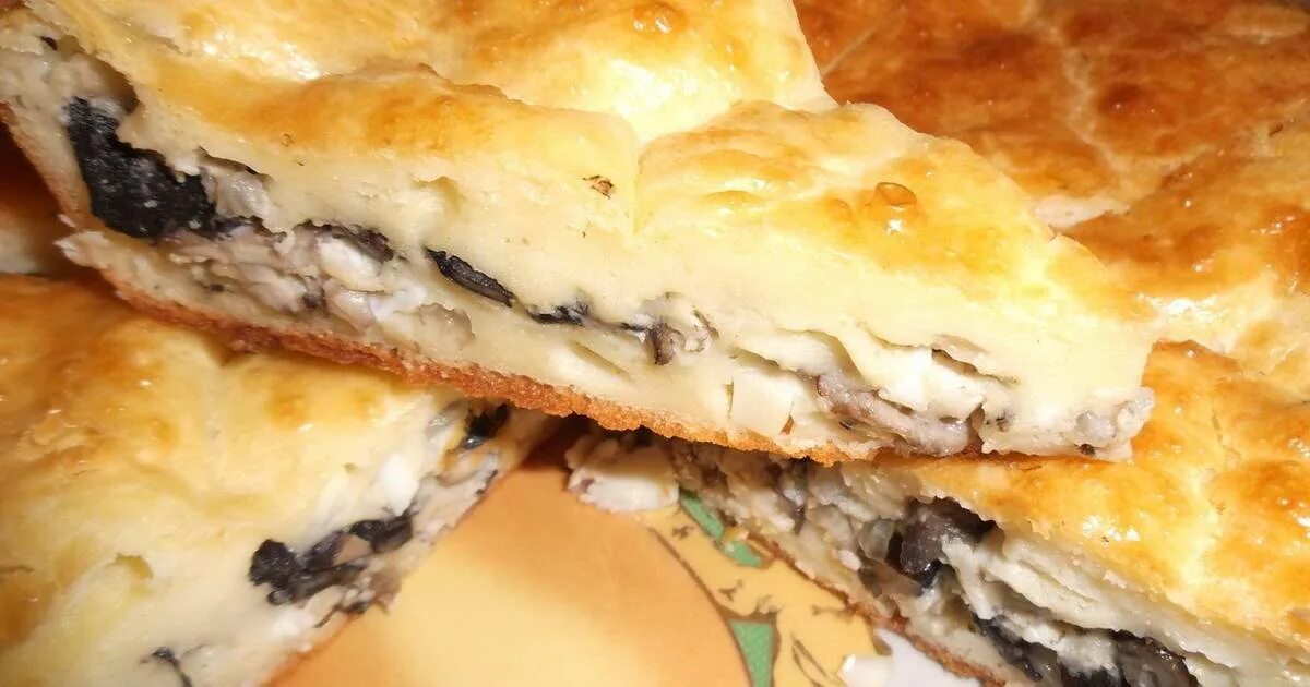 Рецепт заливного пирога с грибами и картошкой. Пирог с грибами. заливной пирог с грибами в духовке. заливной грибной пирог. тесто для пирога с грибами.