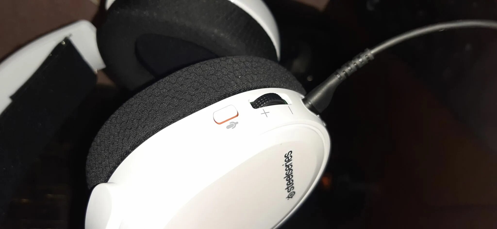 Steelseries arctis 3 2019. Steelseries arctis 3 2019 edition. проводная гарнитура steelseries arctis 3 2019. steelseries arctic 3 white. стилсериес 3 наушники белые.