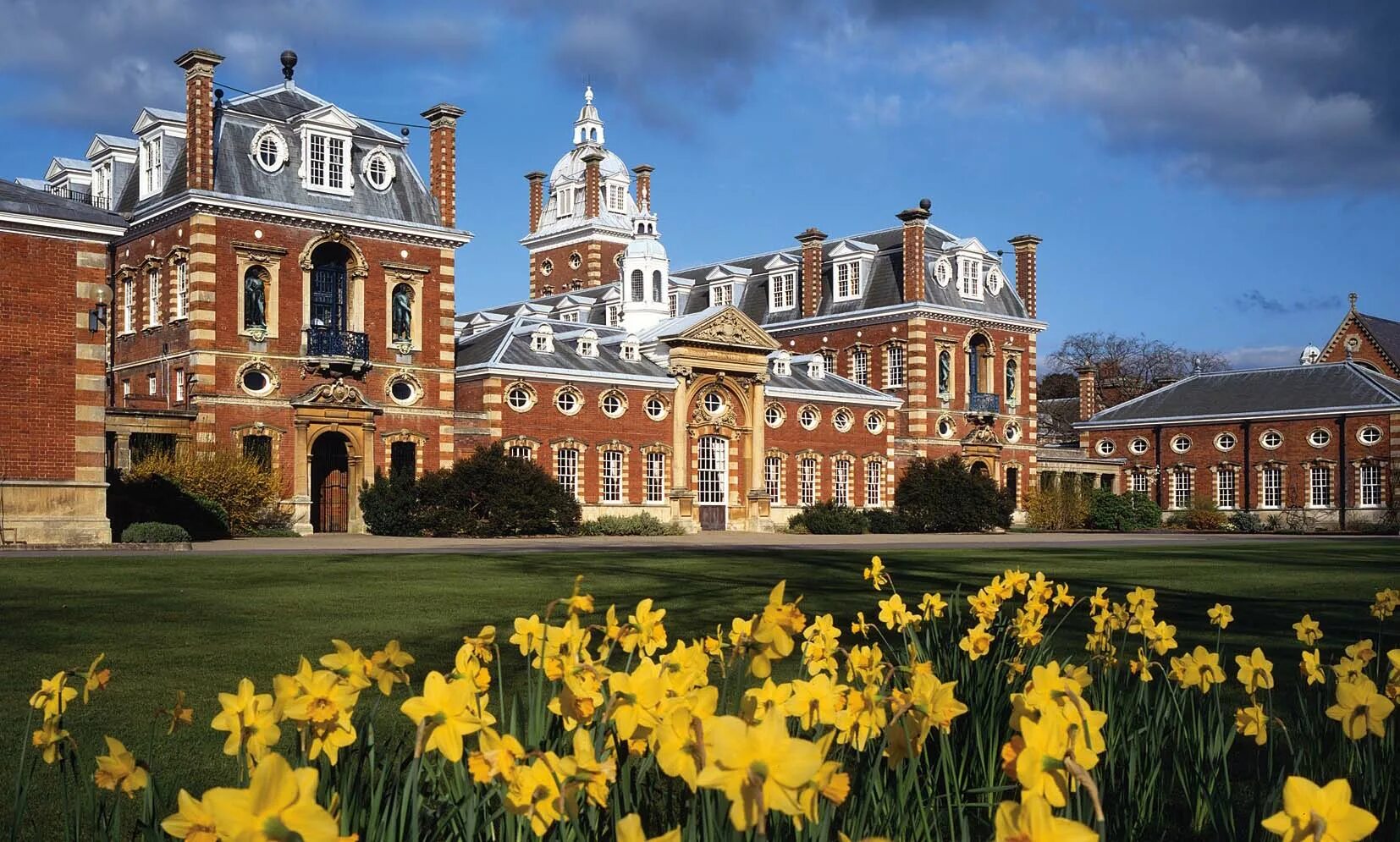 Кайтаия город новая зеландия. Coromandel peninsula. Новая зеландия главная достопримечательность. Новая зеландия достопримечательности хоббитон. Деревня хоббитов в новой зеландии.