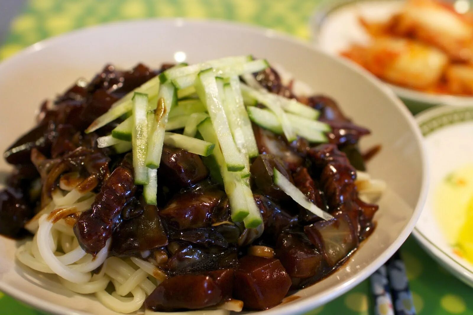 Самгёпсаль чжачжанмен. Три свежести по-китайски. Китайское блюдо мушуро. Оригинальный китайский рецепт. Chinese the most eatable meal.