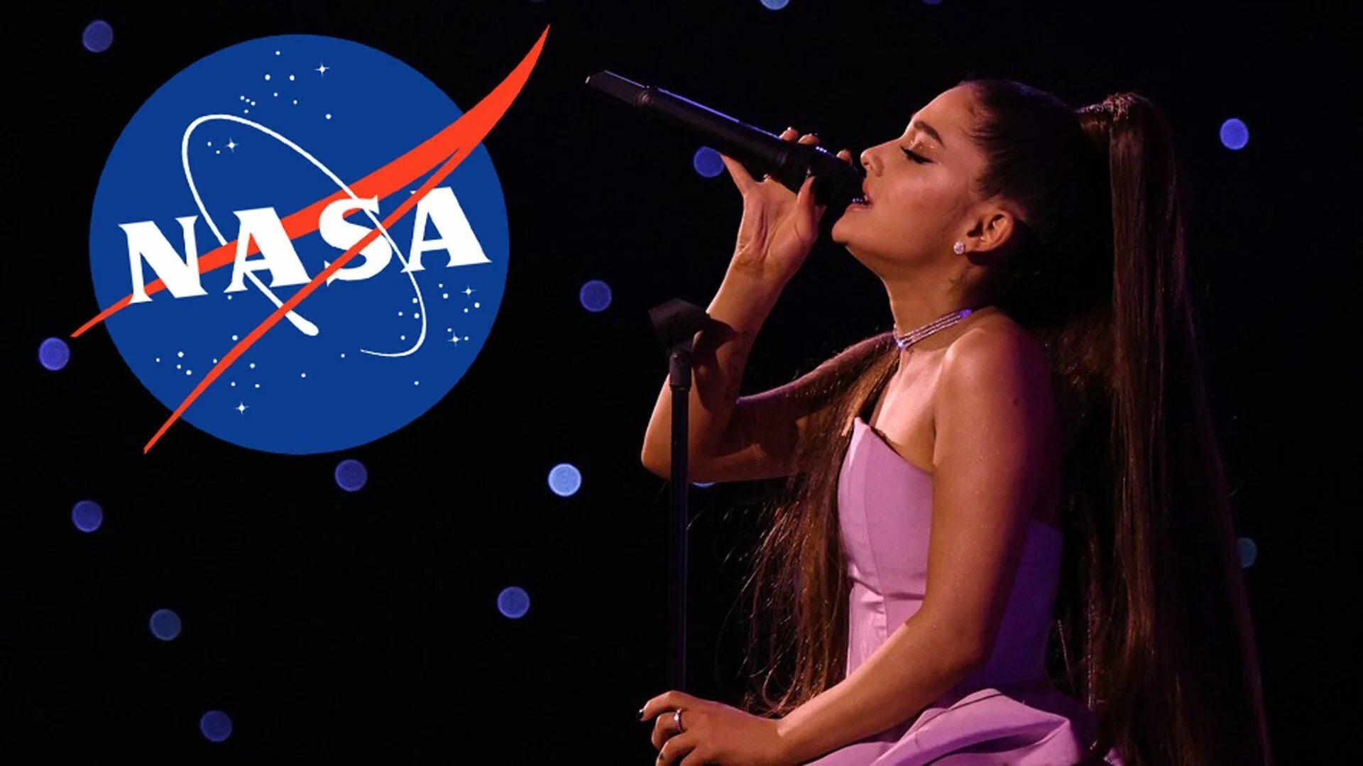 Песня космос слушать. Пение космос. Девушка поет в космосе. НАСА группа музыкальная.